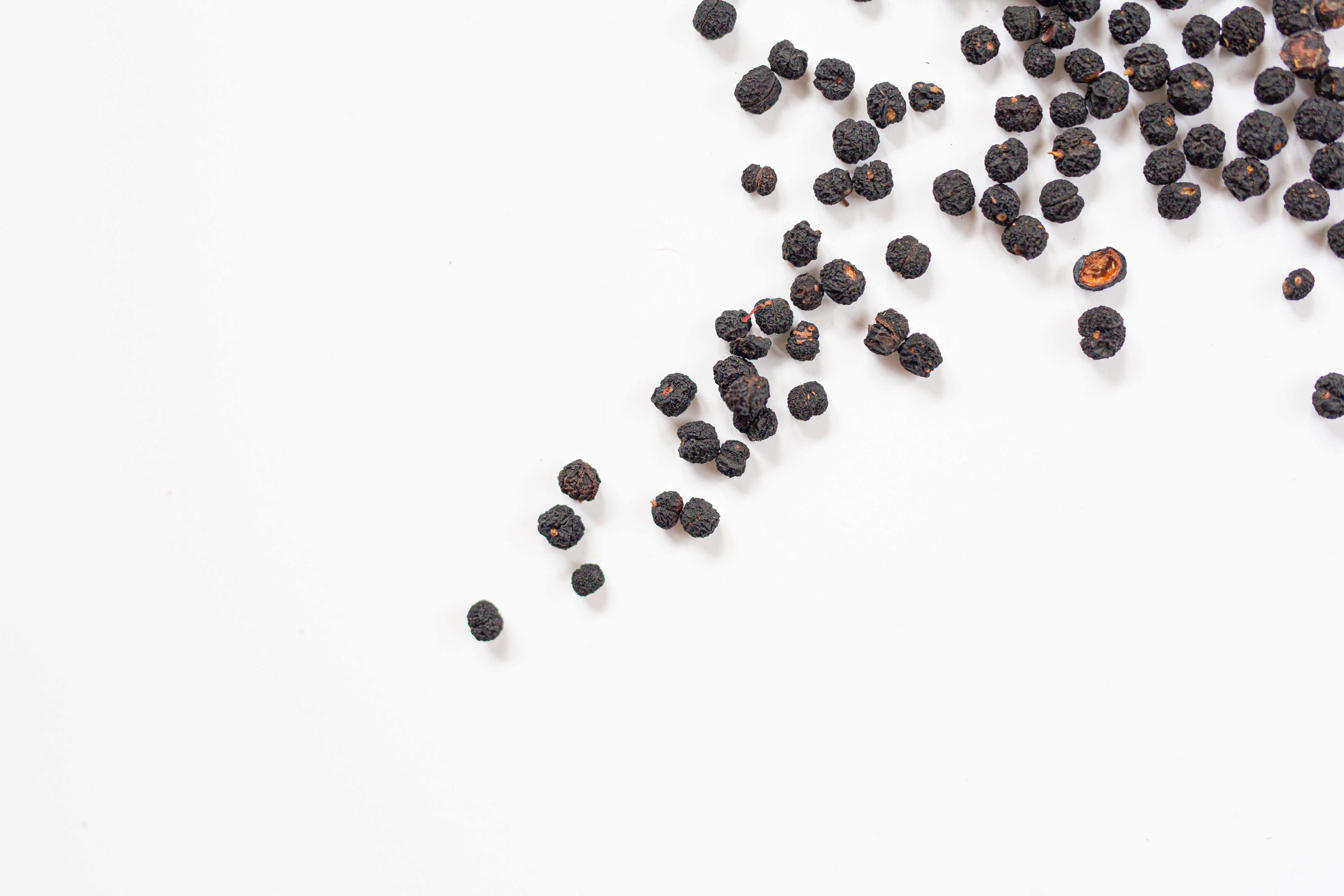Mountain Pepper Berry: The Super Antioxidant for Skin That Glows